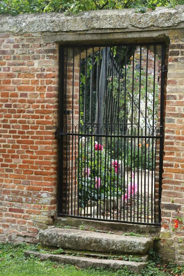 Maison De L'horloge * Courcelles-sous-Moyencourt